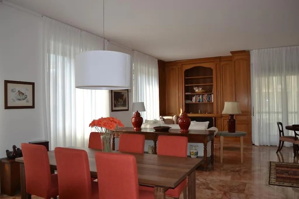 Mascagni Central Apartment 2 Milão